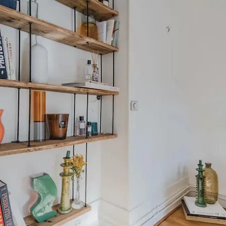 Parisien Baigne De Soleil Apartment Paris