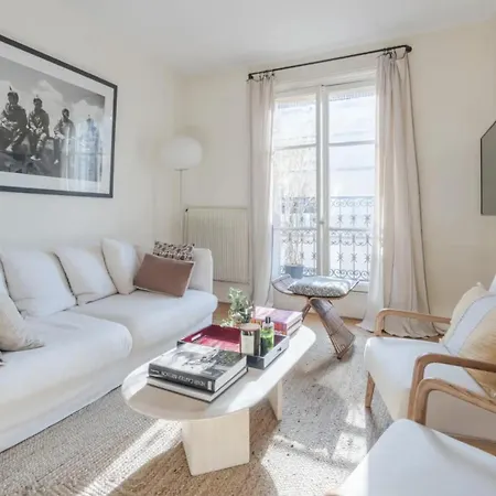 Parisien Baigne De Soleil Apartment *