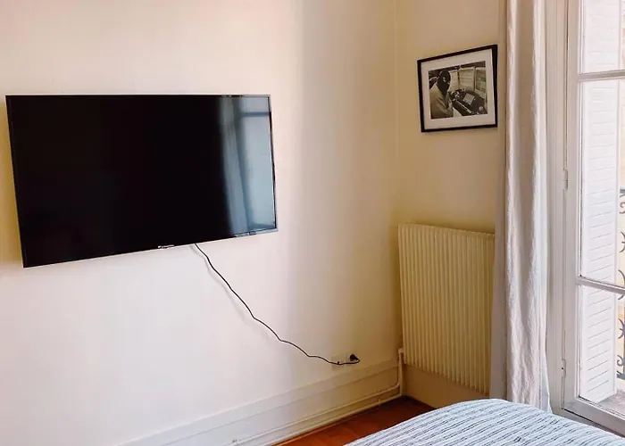Parisien Baigne De Soleil Apartment