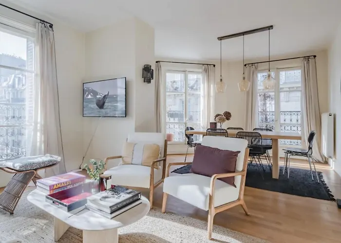 Parisien Baigne De Soleil Apartment